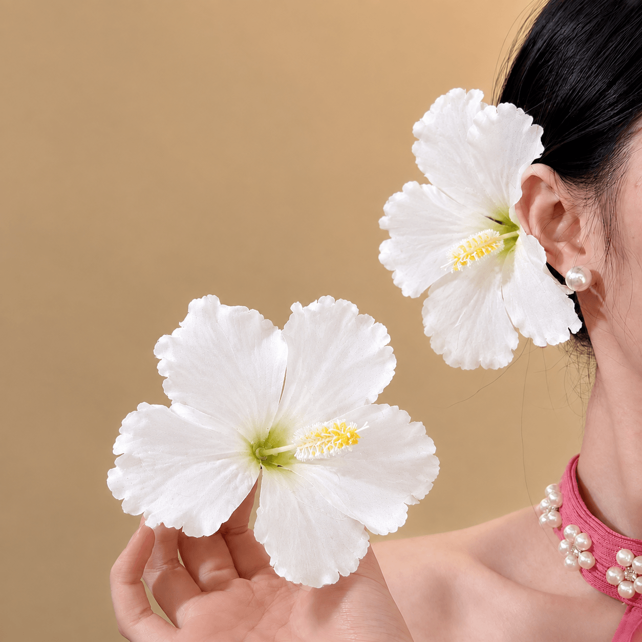 Big hibiscus flower clip